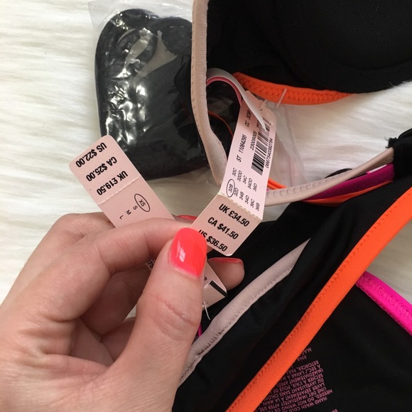 VS 32B/XS, 34C/S Swimsuit Set - Picture 3 of 4